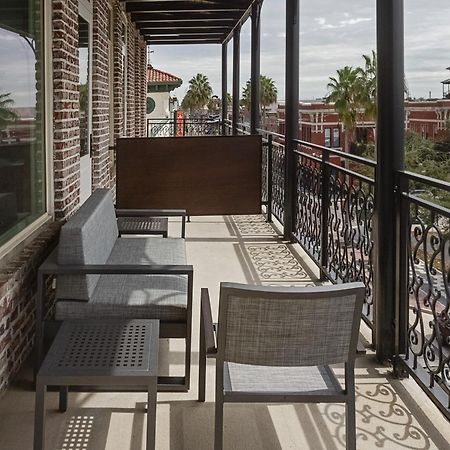 Hotel Haya Tampa Kültér fotó