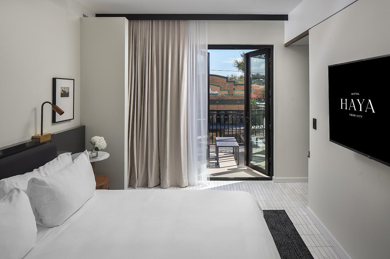 Hotel Haya Tampa Kültér fotó