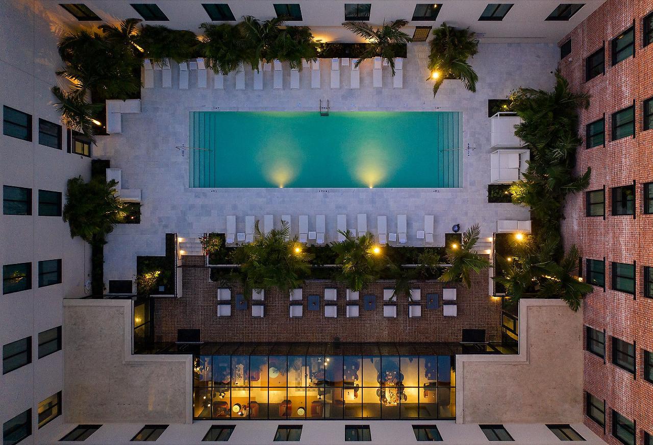 Hotel Haya Tampa Kültér fotó